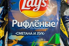 Чипсы Лейс  70 гр сметана лук